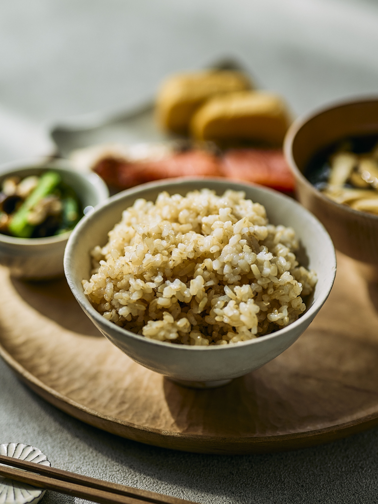 もちもちした食感の玄米おにぎりイメージ