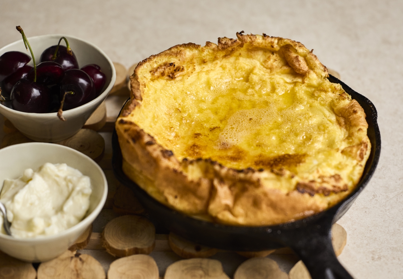3分前には食べるスタンバイをしてほしいダッチベイビーパンケーキの完成イメージ